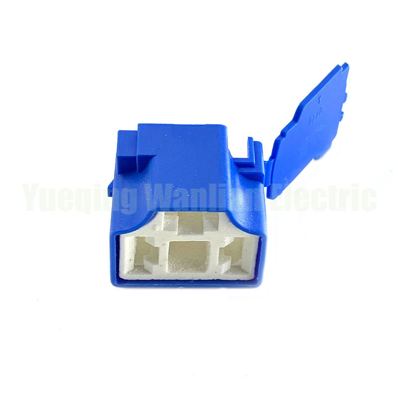 3 دبوس H4-2B السيراميكية ربط السيارة السيارات مصباح ضوء حامل سوكيت 7.8mm مصباح