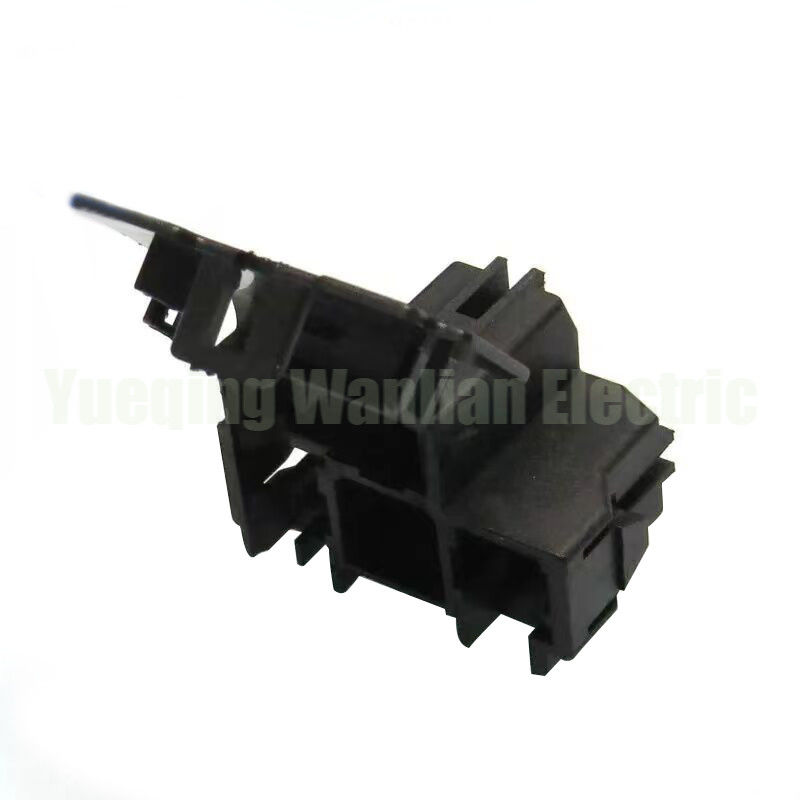 3 دبوس WL036A1-6.3-21 سيارات مصابيح الكهرباء ذات التيار الكبير مصابيح الكهرباء القريبة من الكهرباء